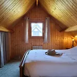 Authentique Pres De La Pour 6 Personnes - Fr-1-788-65 Chalet *