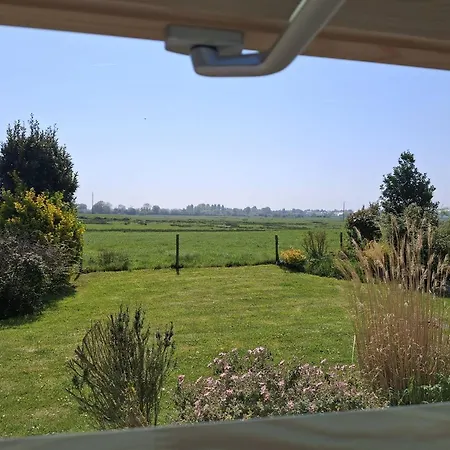 Authentique Près De La Pour 6 Personnes - Fr-1-788-65 Merville-Franceville-Plage