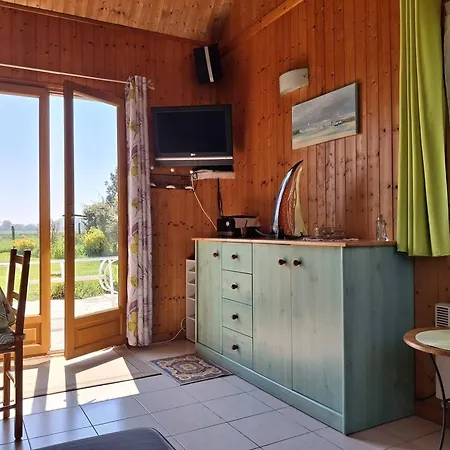 Authentique Pres De La Pour 6 Personnes - Fr-1-788-65 Chalet Merville-Franceville-Plage