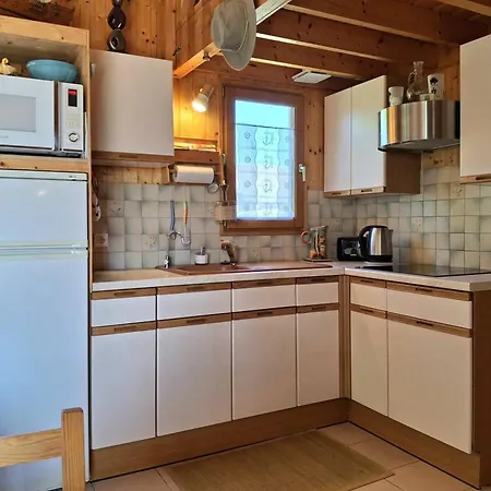 Authentique Pres De La Pour 6 Personnes - Fr-1-788-65 * Merville-Franceville-Plage